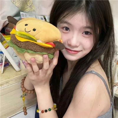 她自林中来